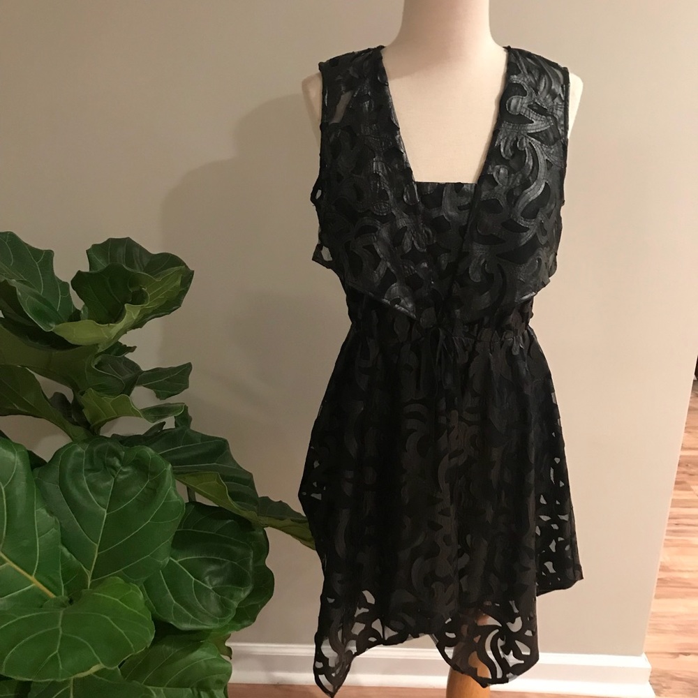 Anna Sui black sleeveless dress size 4 NWOT